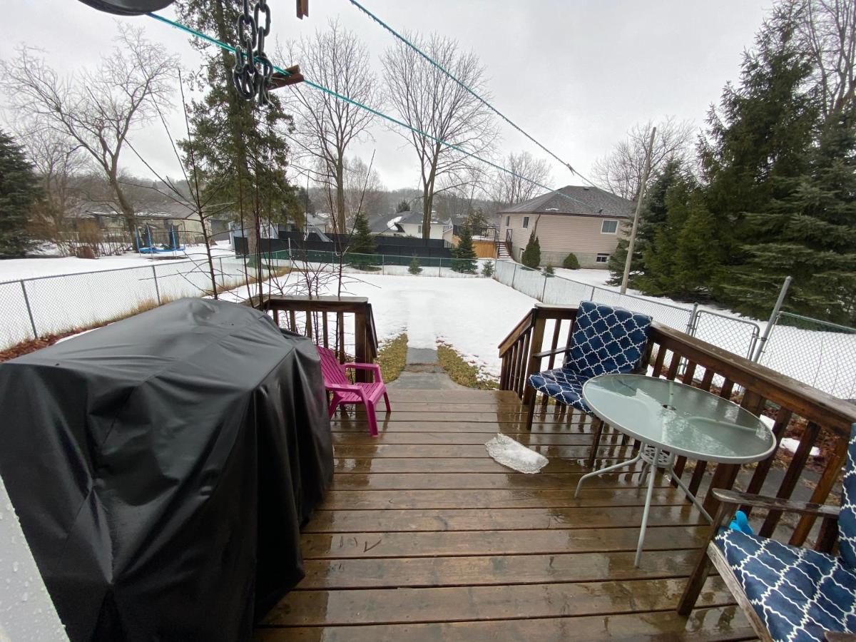 The Water Street Inn Greater Napanee Exterior photo